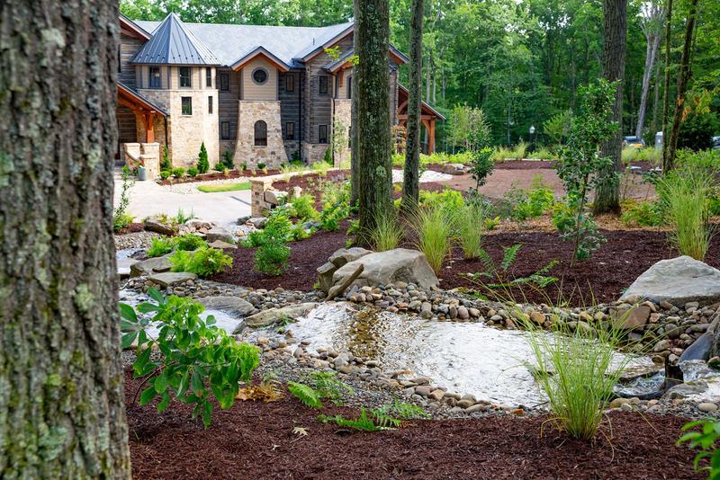 Custom Design - Professional landscaping service